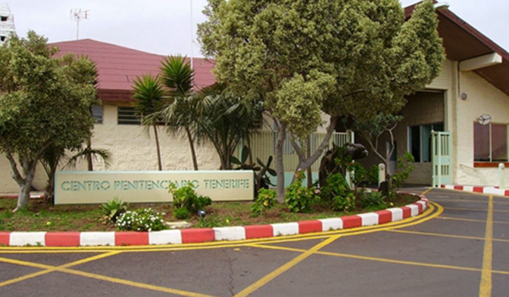 Centro Penitenciario Tenerife II. DA