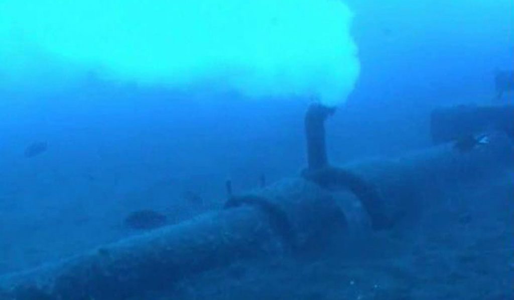 El emisario submarino del Polígono lleva vertiendo al mar agua sin tratar previamente en una depuradora. DA