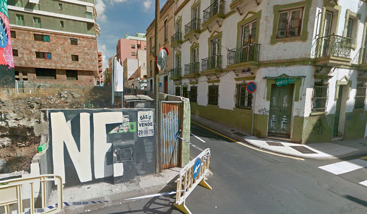 CALLE MIRAFLORES SANTA CRUZ