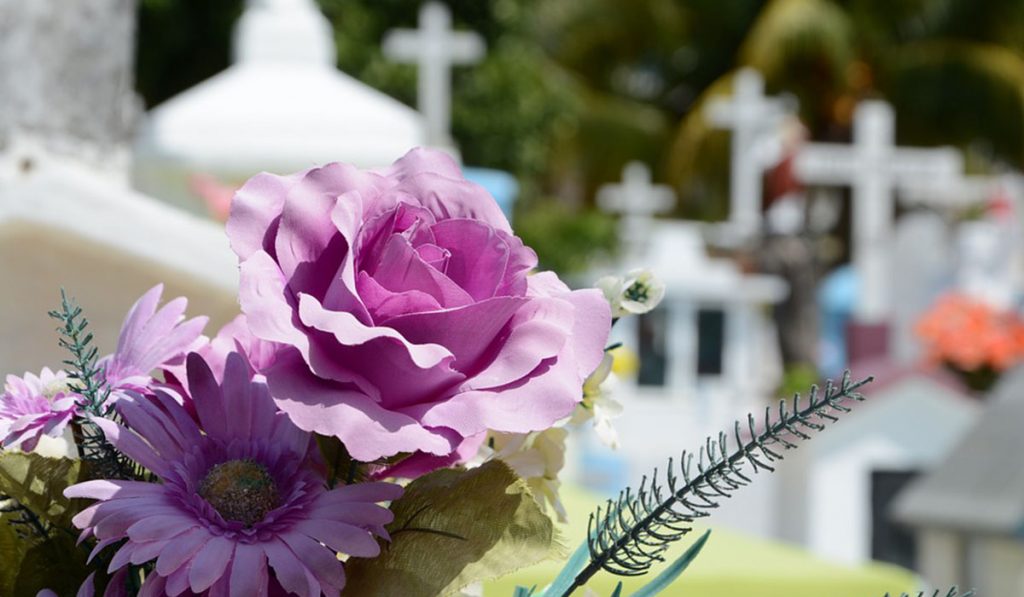 Imagen de archivo de un cementerio. DA