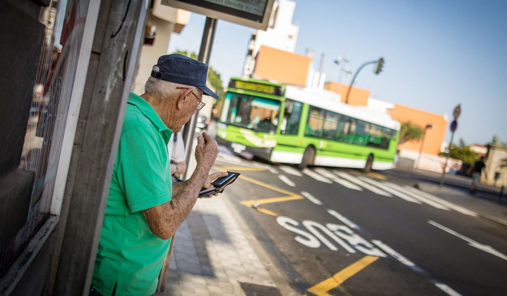 La nueva campaña Treintañeros, del Cabildo, está dirigida a los jubilados mayores de 65 años. Andrés Gutiérrez