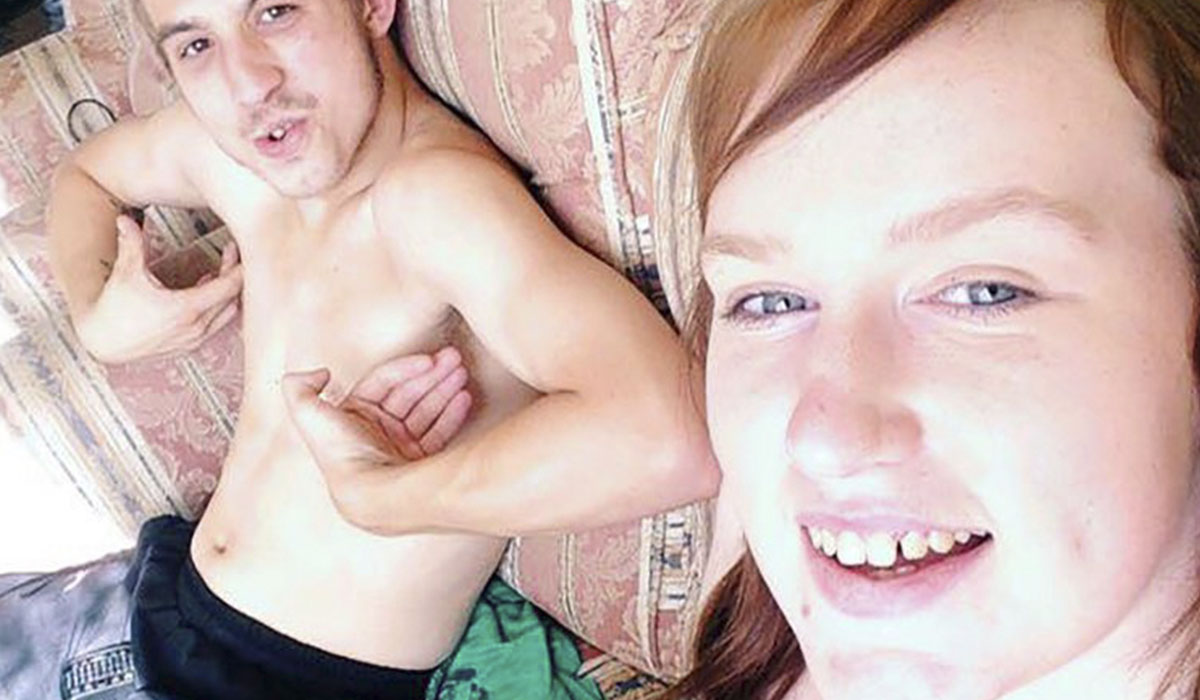 Emily Walton y Chaz. Metro