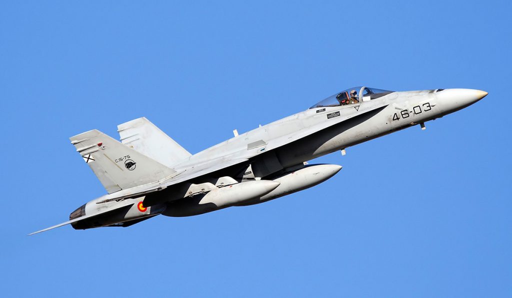 F18 FUERZA AÉREA AVIÓN