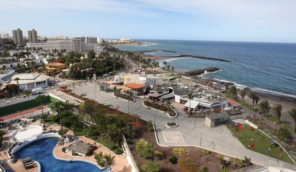 El informe del comité de expertos reabre el debate sobre el establecimiento de una posible tasa turística. DA