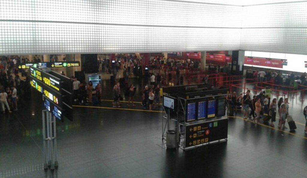 Control de seguridad del aeropuerto de Barcelona. EP