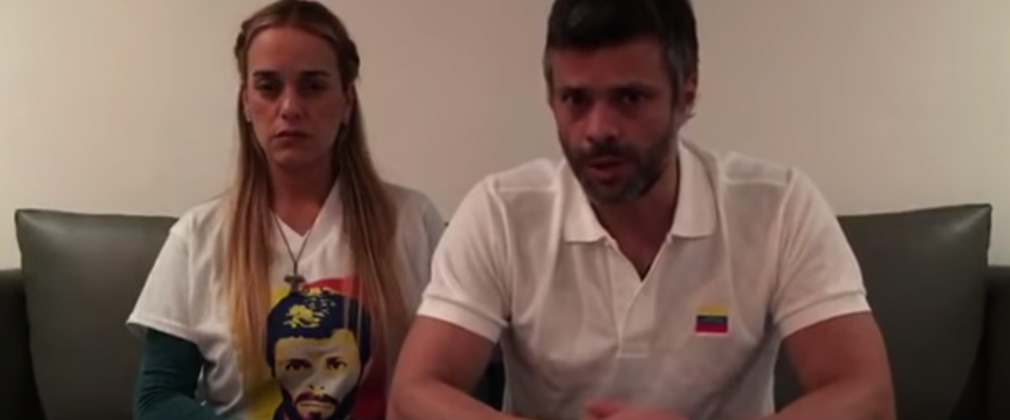 Lilian Tintori y Leopoldo López en una imagen extraído de un vídeo grabado el día 17 de julio | YOUTUBE