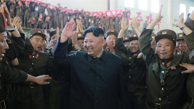 Kim Jong-un en un momento de celebración en Corea del Norte | EP