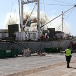 Incendio en un buque ruso en el Puerto de la Luz y de Las Palmas