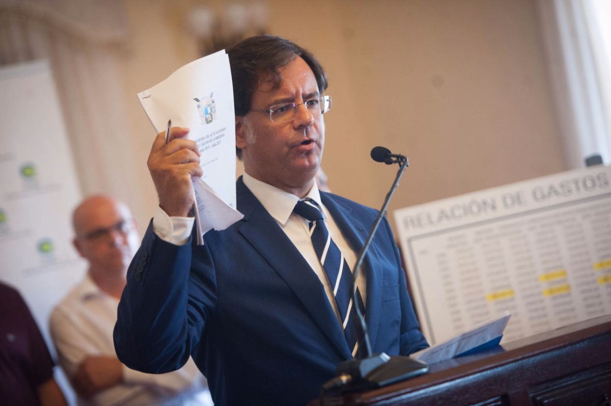 Francisco González, el alcalde e Icod durante la rueda de prensa | Fran Pallero