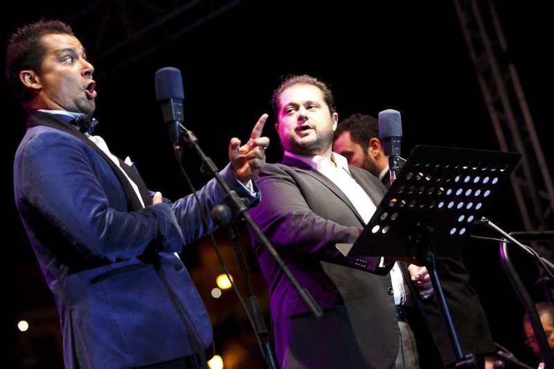Celso y Badel Albelo, dos voces de lujo junto a la banda Las Candelas. J.F.