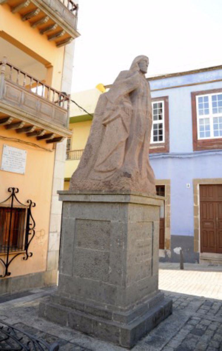 Escultura en honor a Fernando Guanarteme, de Juan Borges, en Gáldar. DA