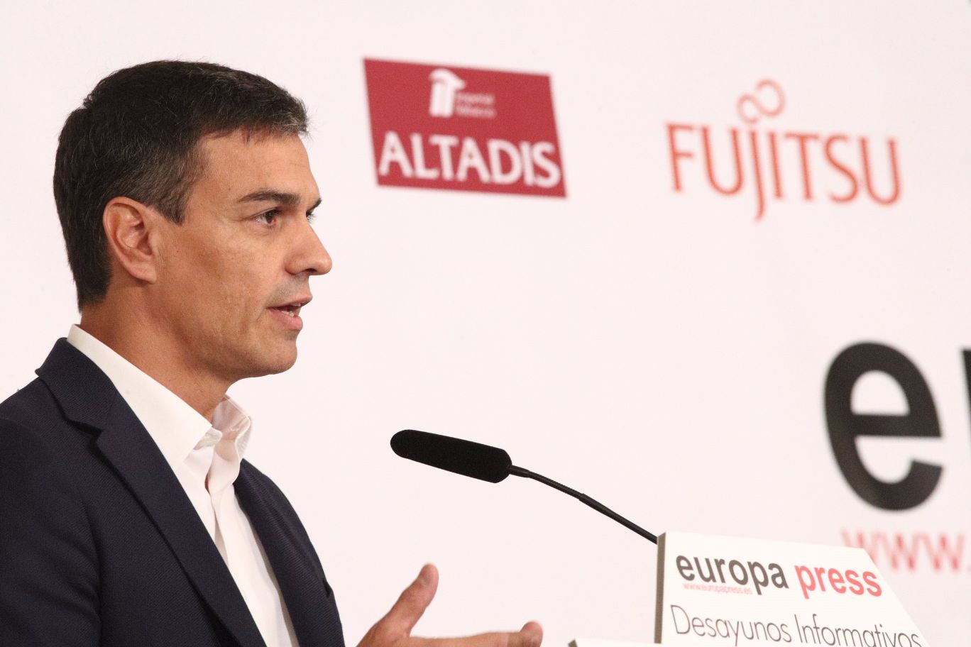 Pedro Sánchez, durante un desayuno de Europa Press | EP