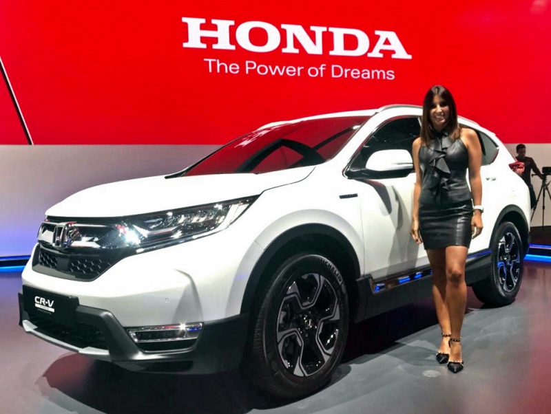 Honda CR-V Hybrid Prototype