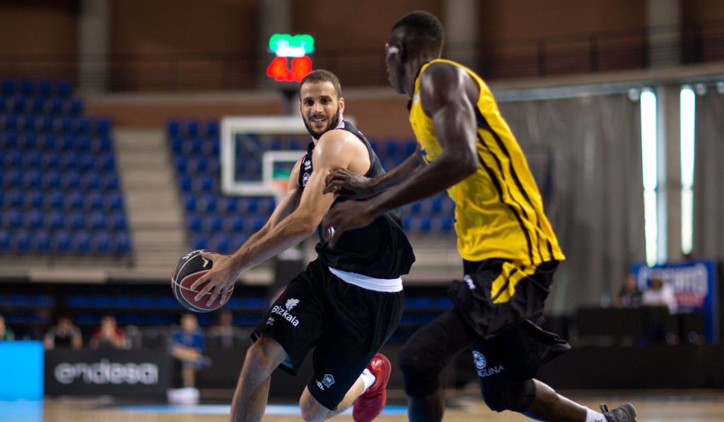 El Iberostar Tenerife no dio ninguna opción al Bilbao Basket en pretemporada| CBC