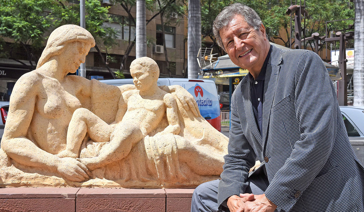 Sami Naïr, politólogo, filósofo, sociólogo y profesor. Sergio Méndez