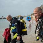 Jornada de limpieza de fondos marinos en la Playa de Las Teresitas | FOTO: Andrés Gutiérrez