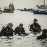 Jornada de limpieza de fondos marinos en la Playa de Las Teresitas | FOTO: Andrés Gutiérrez