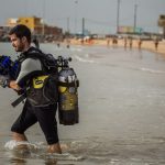 Jornada de limpieza de fondos marinos en la Playa de Las Teresitas | FOTO: Andrés Gutiérrez