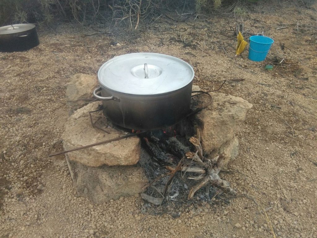 Los recuerdos de los antepasados, baile y comidas tradicionales como el frangollo y la chafeña sirvieron para celebrar la llegada de San Francisco de Asís a Fuente Nueva. DA