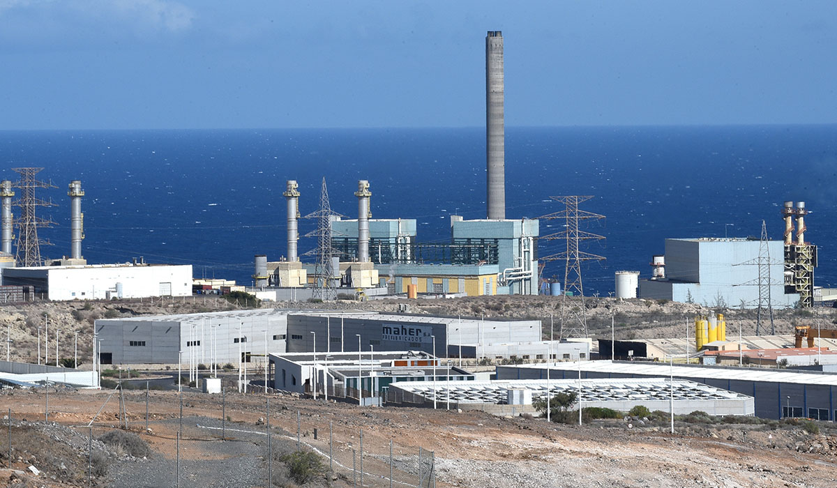 La CNMC hizo público un informe en el que cuestiona la viabilidad del proyecto de construcción de la regasificadora en el puerto de Granadilla. S. M.