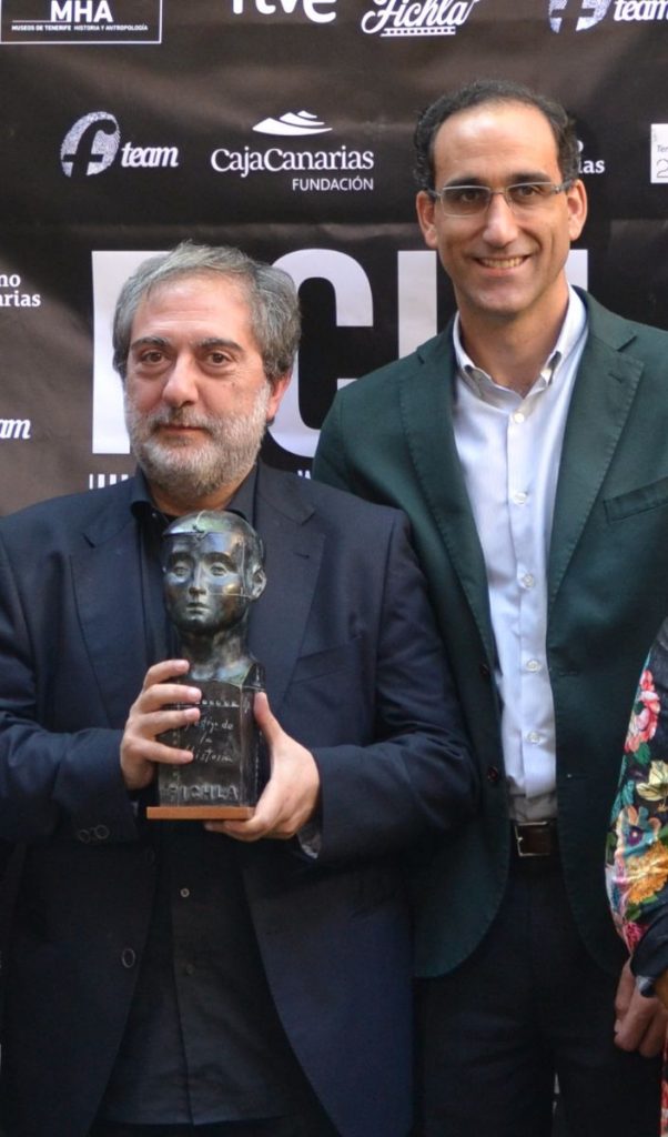 guionista de El Ministerio del Tiempo, Javier Olivares, y el productor de la serie, Gonzalo Sagardía