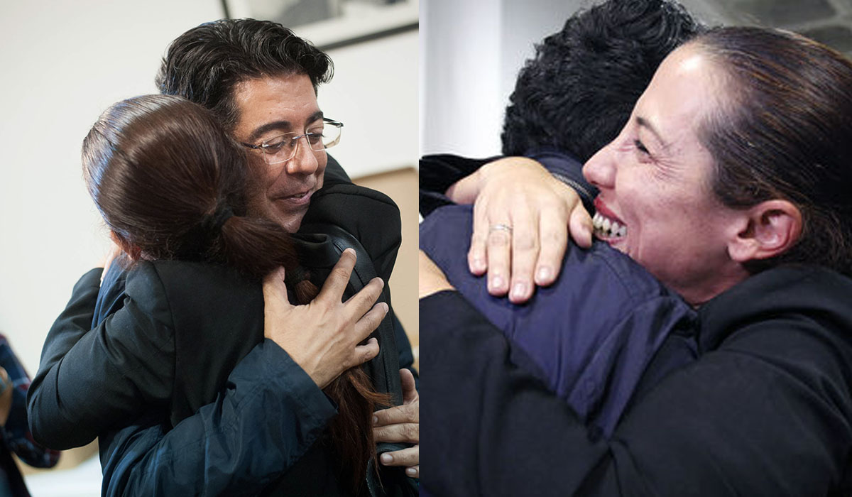 Pedro Martín y Patricia Hernández se abrazan anoche en la sede insular del PSOE en Tenerife, tras conocer los resultados. Fran Pallero / Álex Rosa, Canariasahora.com