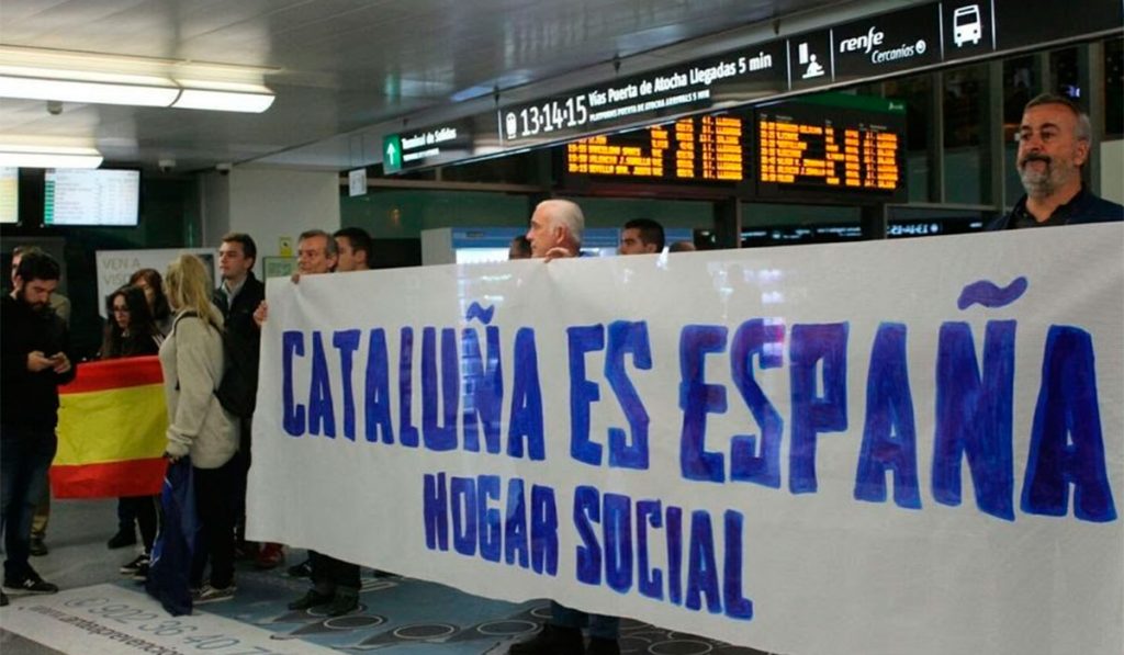 ULTRAS HOGAR SOCIAL DESAFÍO CATALAN MADRID