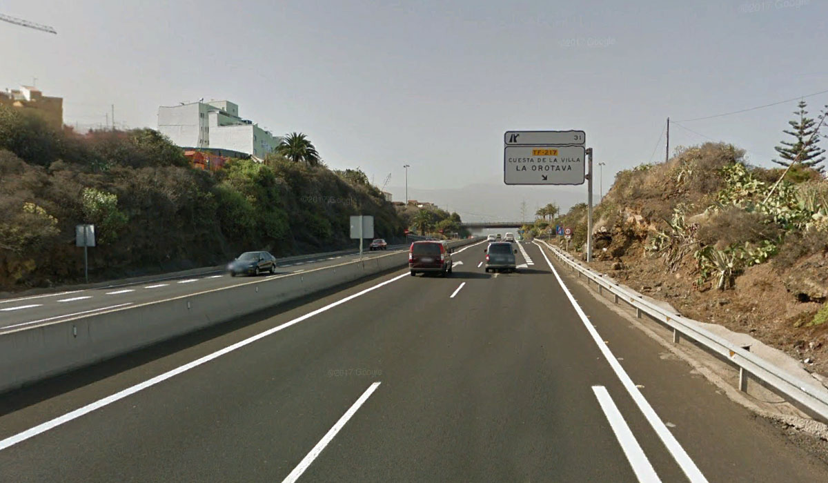 Autopista TF-5, a la altura de Cuesta La Villa. Google Earth