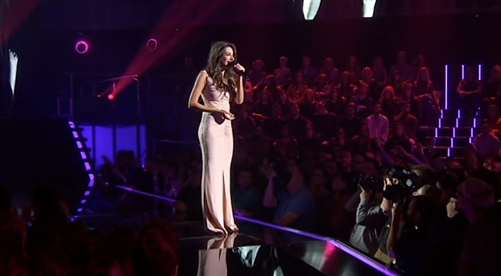 Ana Guerra, cantando en la Gala 11. / OT