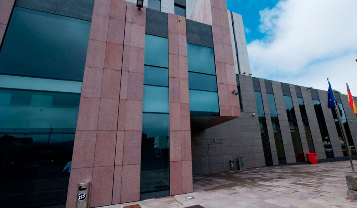 La declaración de los dos catedráticos tendrá lugar en los Juzgados de La Laguna. Fran Pallero