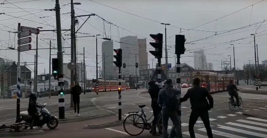 Fuertes rachas de viento en Holanda dejan tres muertos. / DA