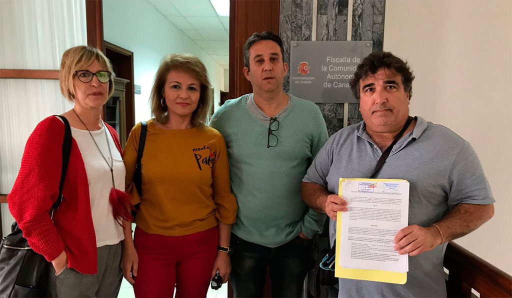 Denuncian ante la Fiscalía que más de 350 profesores realizan tareas administrativas en el Gobierno de Canarias