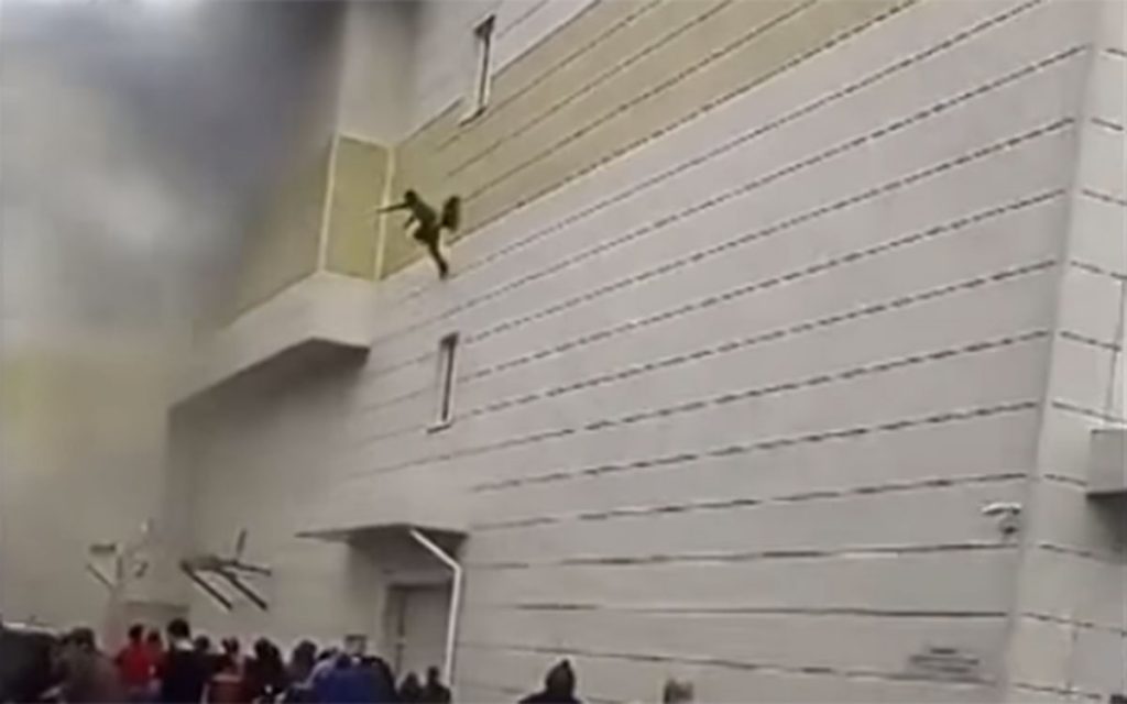 INCENDIO SIBERIA RUSIA CENTRO COMERCIAL