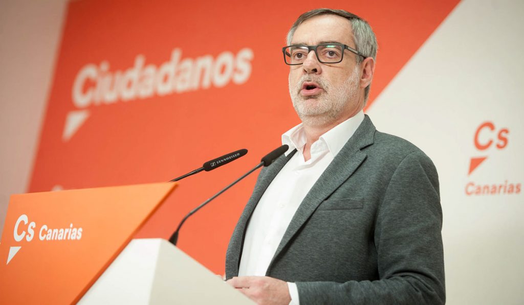 El secretario general de Ciudadanos, José Manuel Villegas, en la sede del partido en Santa Cruz de Tenerife. Fran Pallero