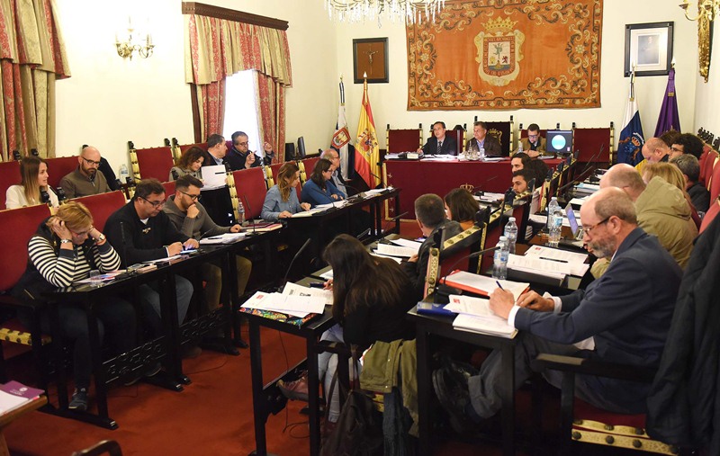 Fue el segundo pleno en el que se reprueba a CC. Sergio Méndez
