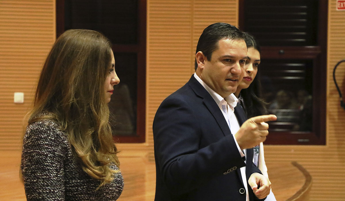 José Julián Mena, alcalde de Arona, en un acto sobre la atención primaria. DA