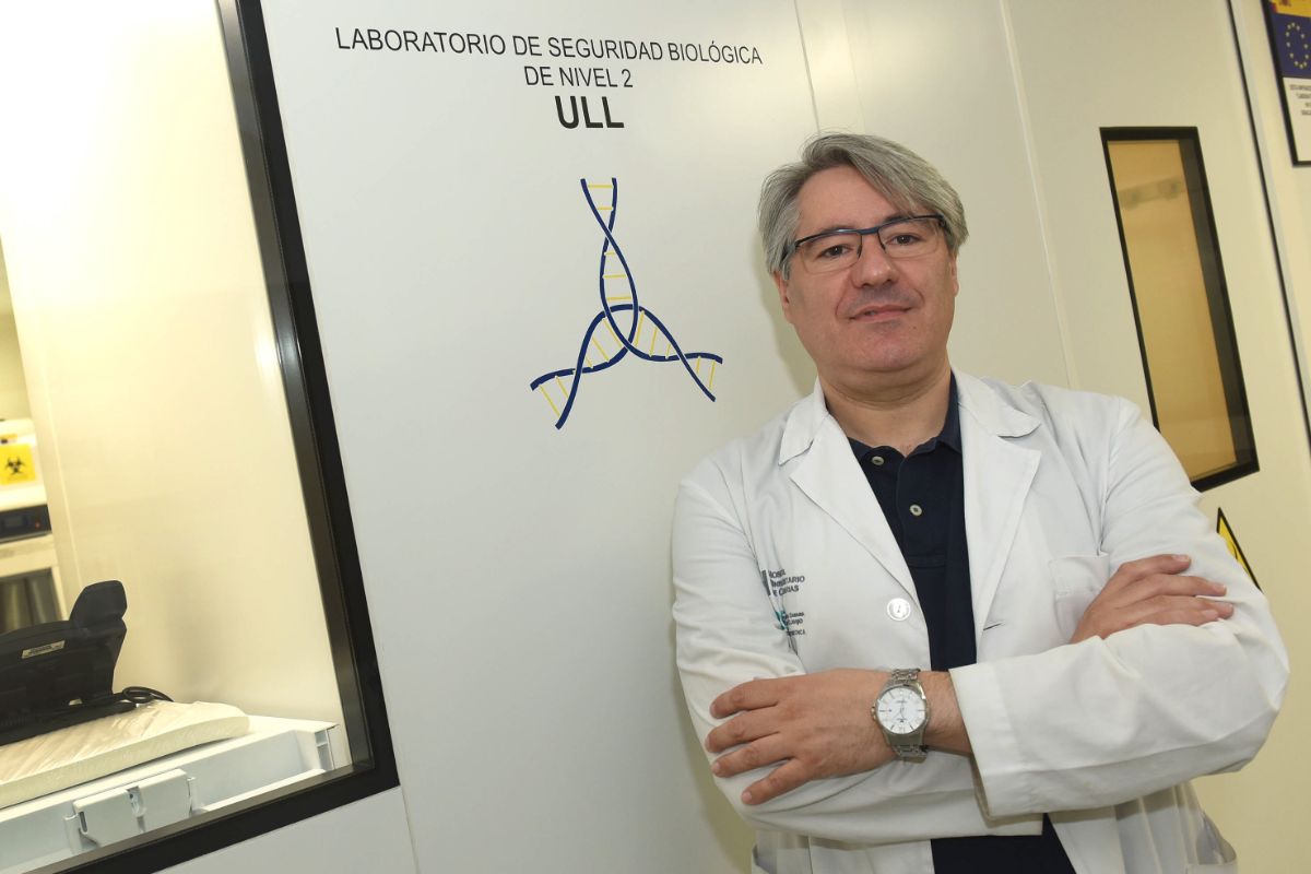 Agustín Valenzuela es un experto en sida de reconocido prestigio nacional. Sergio Méndez