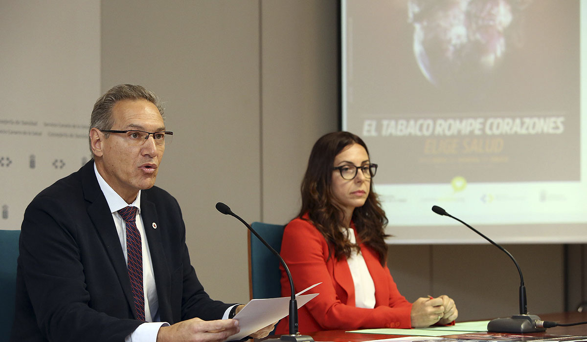 José Juan Alemán Sánchez y Alicia Hernández durante la rueda de prensa. DA