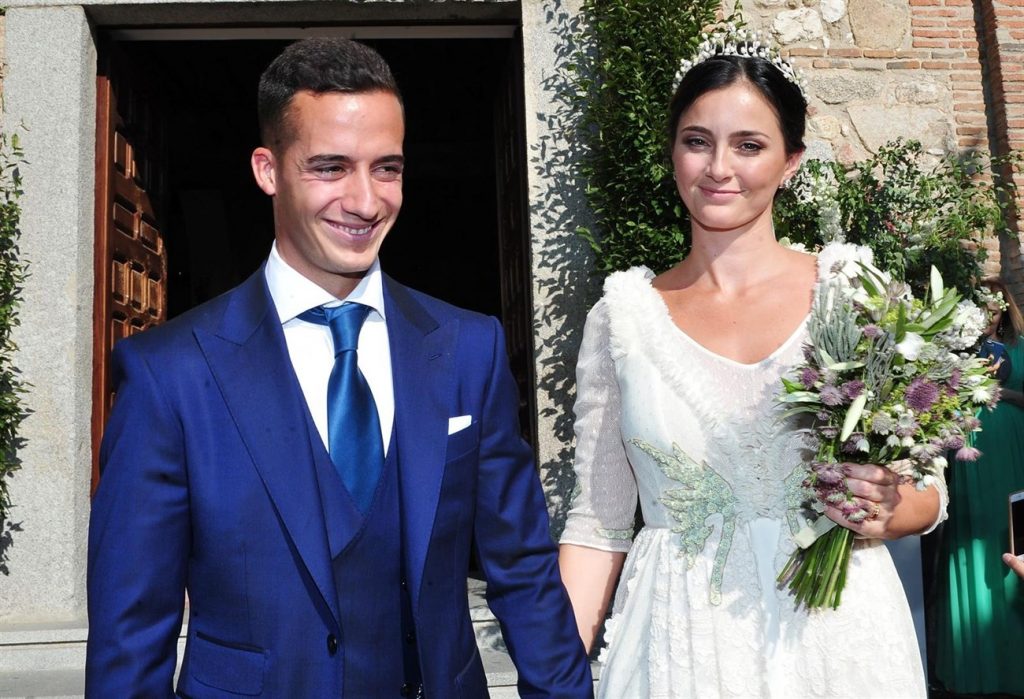 Continúa el baby boom del Real Madrid con el nacimiento del primer hijo de Lucas Vázquez y Macarena Rodríguez. | EP