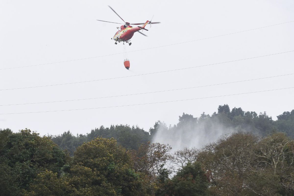  El dispositivo de la lucha contra incendios en Canarias contará con un helicóptero más que el pasado año. Sergio Méndez