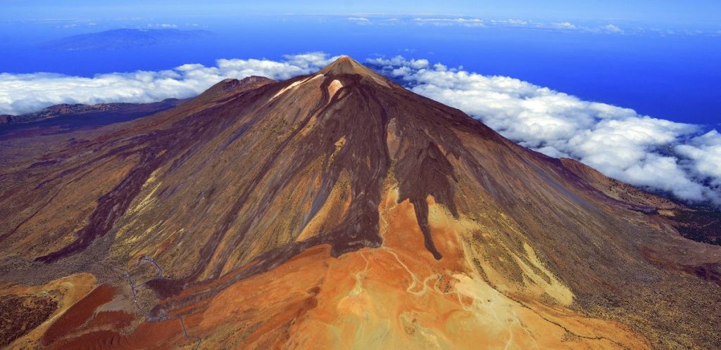 En los alrededores del volcán del Teide se instalarán cuatro nuevos dispositivos para prestar especial atención a esta zona. Cedida por Involcan