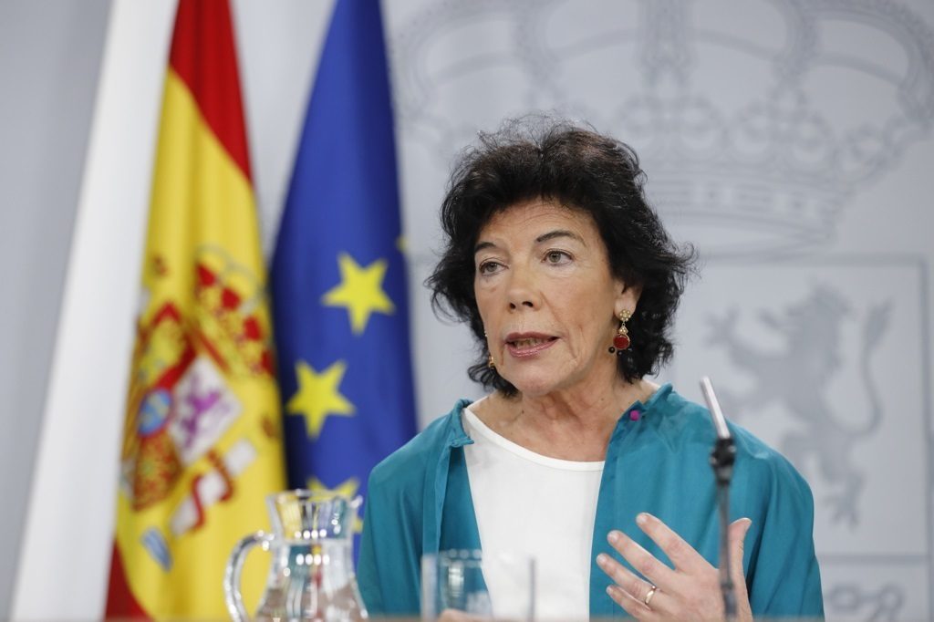 Isabel Celaá, la portavoz del Gobierno, en rueda de prensa tras un Consejo de Ministros