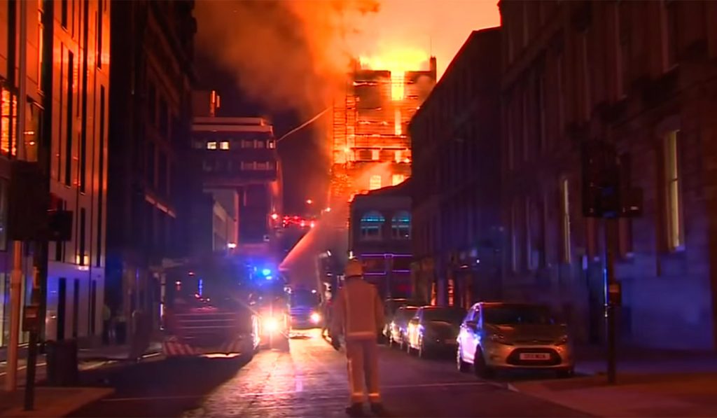 INCENDIO ESCUELA ARTE GLASGOW