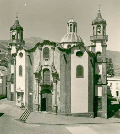 MONUMENTO CAÍDOS OROTAVA