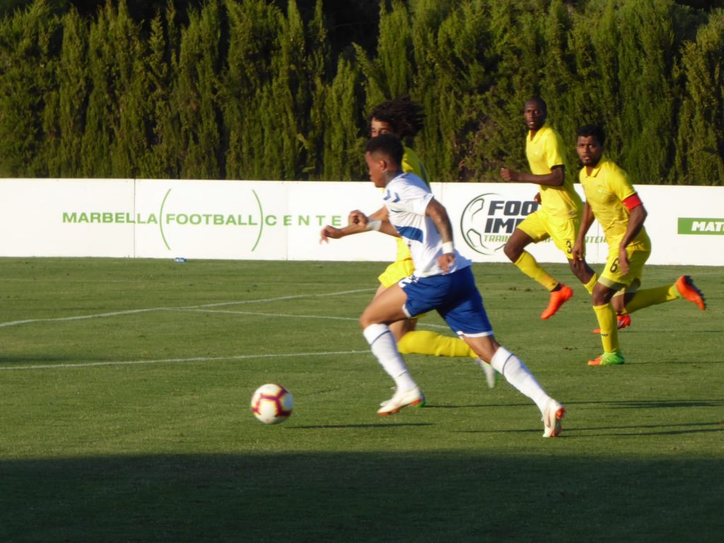 Del partido de ayer, jugado con un intenso calor, pocas conclusiones se pueden sacar. CD Tenerife