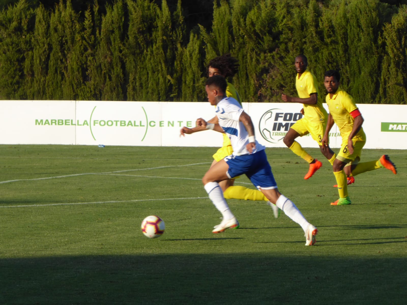Del partido de ayer, jugado con un intenso calor, pocas conclusiones se pueden sacar. CD Tenerife