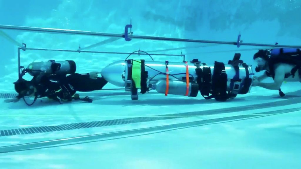 Cápsulas creadas por el equipo de Elon Musk para el rescate en la cueva de Tailandia