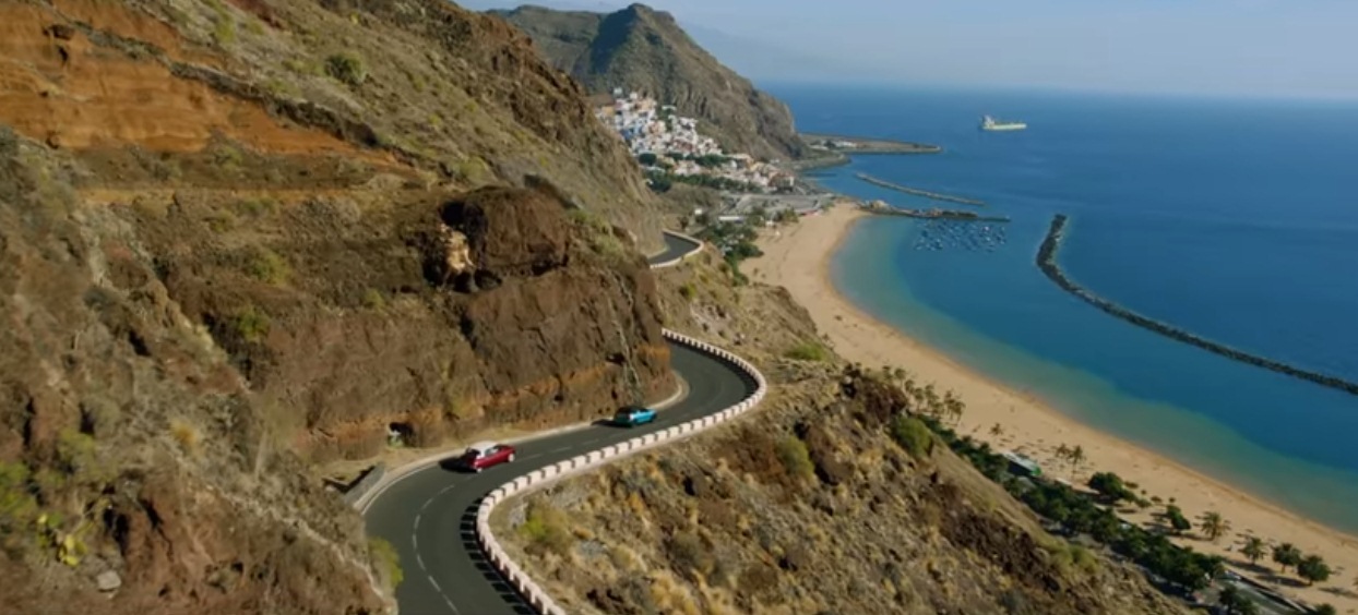 La playa de Las Teresitas, en un fotograma de la película 'El mejor verano de mi vida'