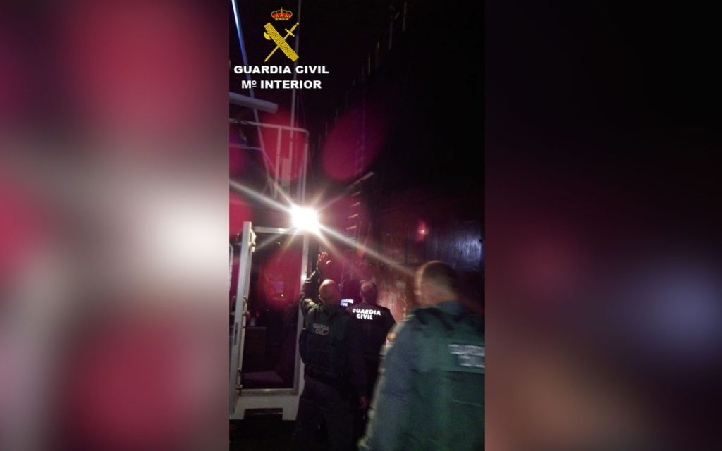 Intervienen un buque mercante en el Puerto de Las Palmas y detienen a un tripulante por amenazas