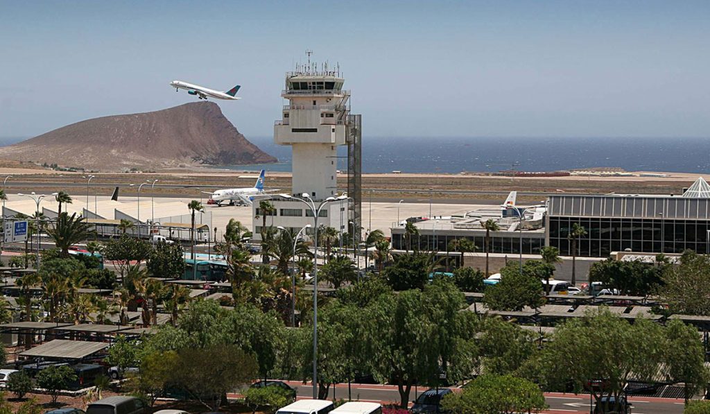 Aeropuerto Tenerife Sur Reina Sofía. DA